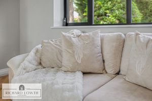 Lounge- click for photo gallery